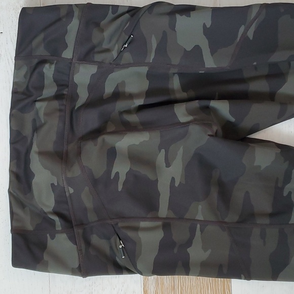 Athleta leggings - Picture 5 of 5